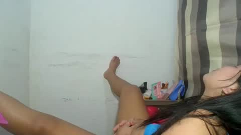 Snapshot of zyeii chatting on 10/29/25, 07:04 sweet lylia online show from 10/29/25, 07:04