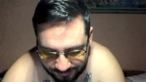 Snapshot of zyqrael chatting on 04/12/26, 05:18 Vlad online show from 04/12/26, 05:18