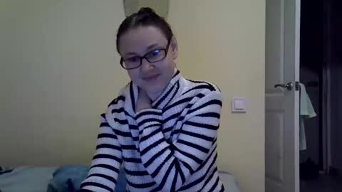 Zyuhre online show from 10/13/25, 01:11