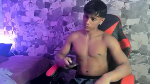 Snapshot of zyzz_1812 chatting on 04/17/26, 05:32 zyzz_1812 online show from 04/17/26, 05:32