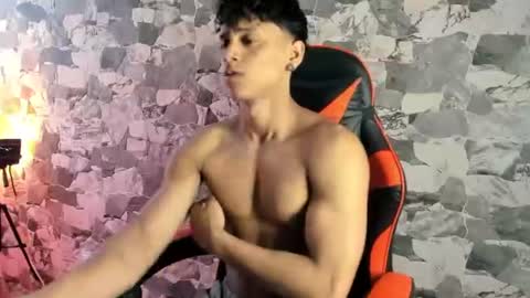 zyzz_1812 online show from 06/29/26, 03:45