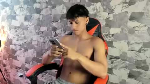 zyzz_1812 online show from 06/30/26, 07:15