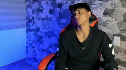 zyzz_1812 online show from 07/11/26, 04:48