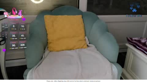 Snapshot of zzzbutterflyxxx chatting on 05/24/26, 09:25 Miss Carla online show from 05/24/26, 09:25
