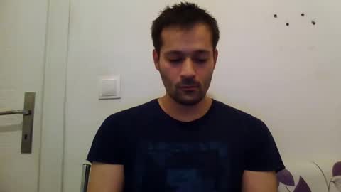 Snapshot of zzzzzzz41 chatting on 12/05/24, 04:34 zzzzzzz41 online show from 12/05/24, 04:34