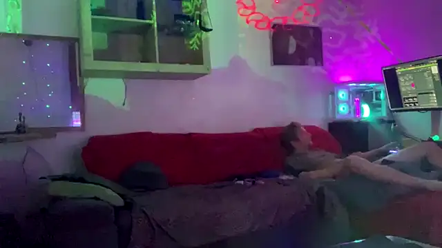 Snapshot of davidgntxxxxx chatting on 06/14/26, 03:36 davidgntxxxxx online show from 06/14/26, 03:36