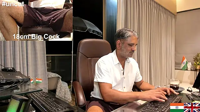 Snapshot of OnlineBossUK chatting on 02/19/25, 08:41 OnlineBossUK online show from 02/19/25, 08:41