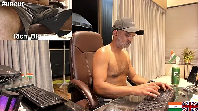 Snapshot of OnlineBossUK chatting on 02/20/25, 08:47 OnlineBossUK online show from 02/20/25, 08:47