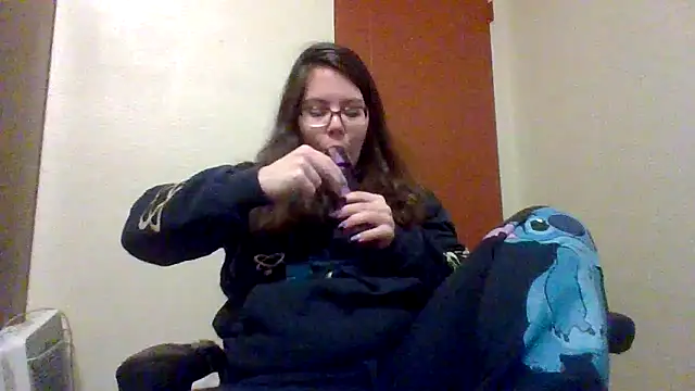 Snapshot of LacieStar chatting on 12/11/24, 09:55 LacieStar online show from 12/11/24, 09:55