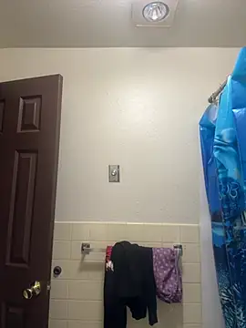 Snapshot of LacieStar chatting on 12/15/24, 07:53 LacieStar online show from 12/15/24, 07:53