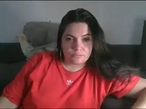 Snapshot of Squirtlady38 chatting on 01/28/25, 03:35 Squirtlady38 online show from 01/28/25, 03:35