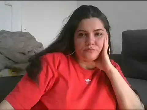 Snapshot of Squirtlady38 chatting on 02/07/25, 03:30 Squirtlady38 online show from 02/07/25, 03:30