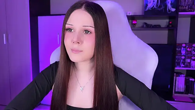 Snapshot of jasminevine chatting on 11/07/25, 05:51 jasminevine online show from 11/07/25, 05:51