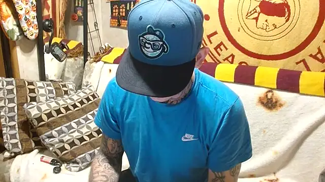 DADDY KANE8--- online show from 02/12/25, 07:13