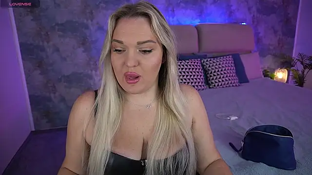 MissyMartinez online show from 12/13/24, 07:58