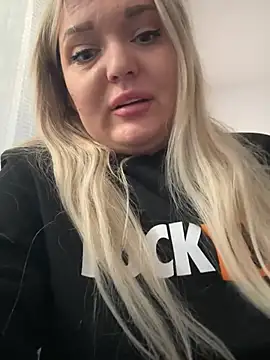 MissyMartinez online show from 12/13/24, 11:45