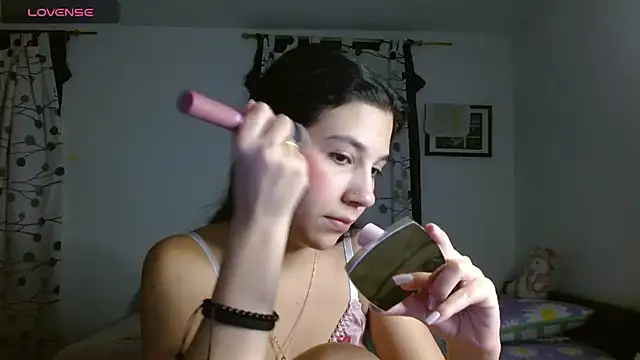 mia  lopez  online show from 01/29/25, 11:35