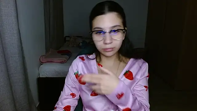 Snapshot of mia__lopez_ chatting on 11/26/25, 02:34 mia lopez online show from 11/26/25, 02:34
