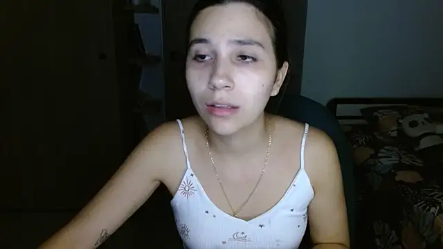 Snapshot of mia__lopez_ chatting on 04/29/26, 03:54 mia lopez online show from 04/29/26, 03:54