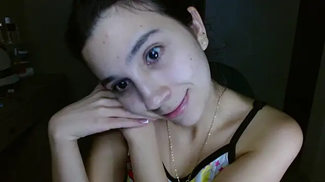 Snapshot of mia__lopez_ chatting on 06/11/26, 04:21 mia lopez online show from 06/11/26, 04:21