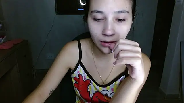 mia  lopez  online show from 06/28/26, 04:07