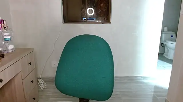 mia  lopez  online show from 07/20/26, 05:22