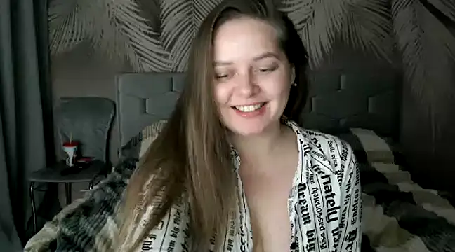 uliastar online show from 12/12/24, 10:13