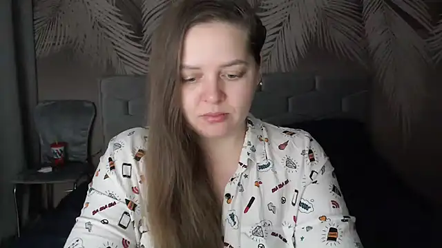 uliastar online show from 01/06/25, 06:25