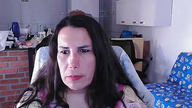 LauraVicttoria361215 online show from 09/10/25, 06:52