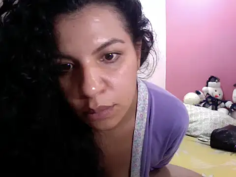Snapshot of gatubelahot chatting on 01/08/25, 02:03 gatubelahot online show from 01/08/25, 02:03
