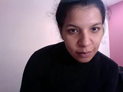 Snapshot of gatubelahot chatting on 01/24/25, 08:00 gatubelahot online show from 01/24/25, 08:00