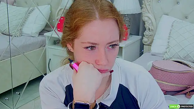 TinaBrook online show from 12/03/25, 03:47