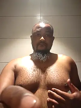 Snapshot of douksm chatting on 03/21/25, 09:23 douksm online show from 03/21/25, 09:23