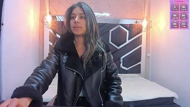 lilith nv online show from 12/17/24, 11:28