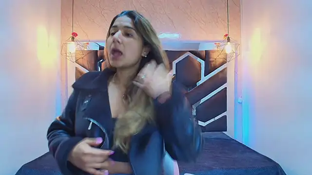 lilith nv online show from 10/14/25, 11:22