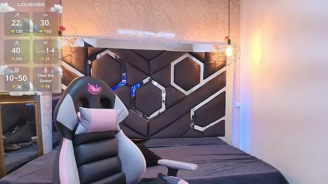 lilith nv online show from 10/18/25, 11:44