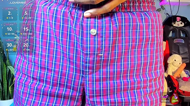 Snapshot of patrick__evans chatting on 09/16/25, 12:50 patrick  evans online show from 09/16/25, 12:50