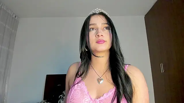 Hott Hanna online show from 10/26/25, 05:02