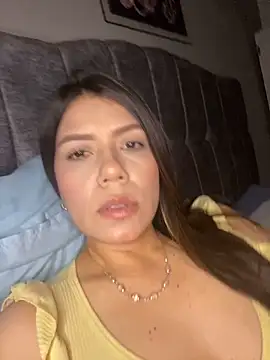 martina contreras online show from 05/21/26, 07:04