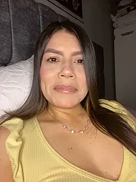 martina contreras online show from 06/09/26, 05:19