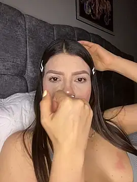martina contreras online show from 06/12/26, 07:18