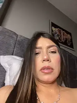 martina contreras online show from 06/16/26, 05:21
