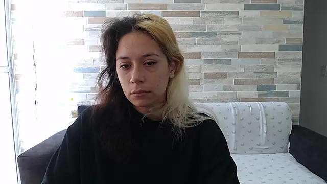 MommyMiaWs online show from 09/29/25, 02:11