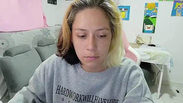 MommyMiaWs online show from 05/02/26, 06:13