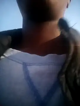 sluttylaura21 online show from 11/28/25, 05:04