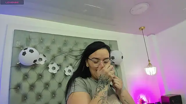 anette cooper online show from 07/06/26, 03:36