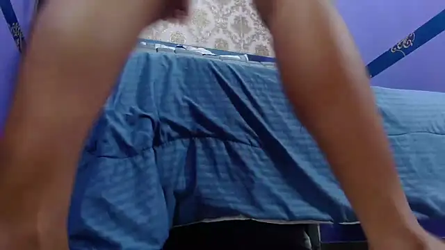 Abril Beltran  online show from 12/15/25, 09:19