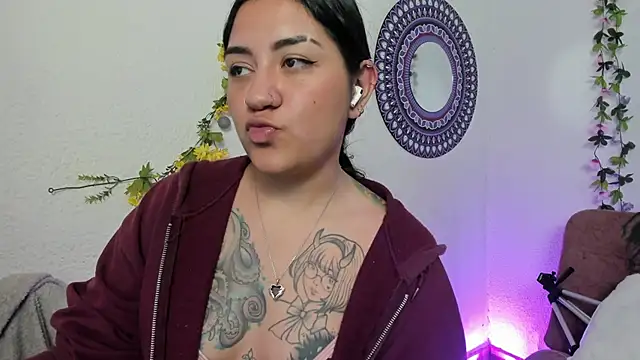 Hanna moore1 online show from 02/04/25, 01:02