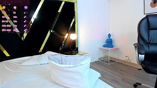 emilybae  online show from 12/10/24, 12:50