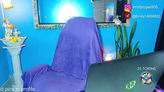 EmiTranny online show from 12/28/24, 09:08